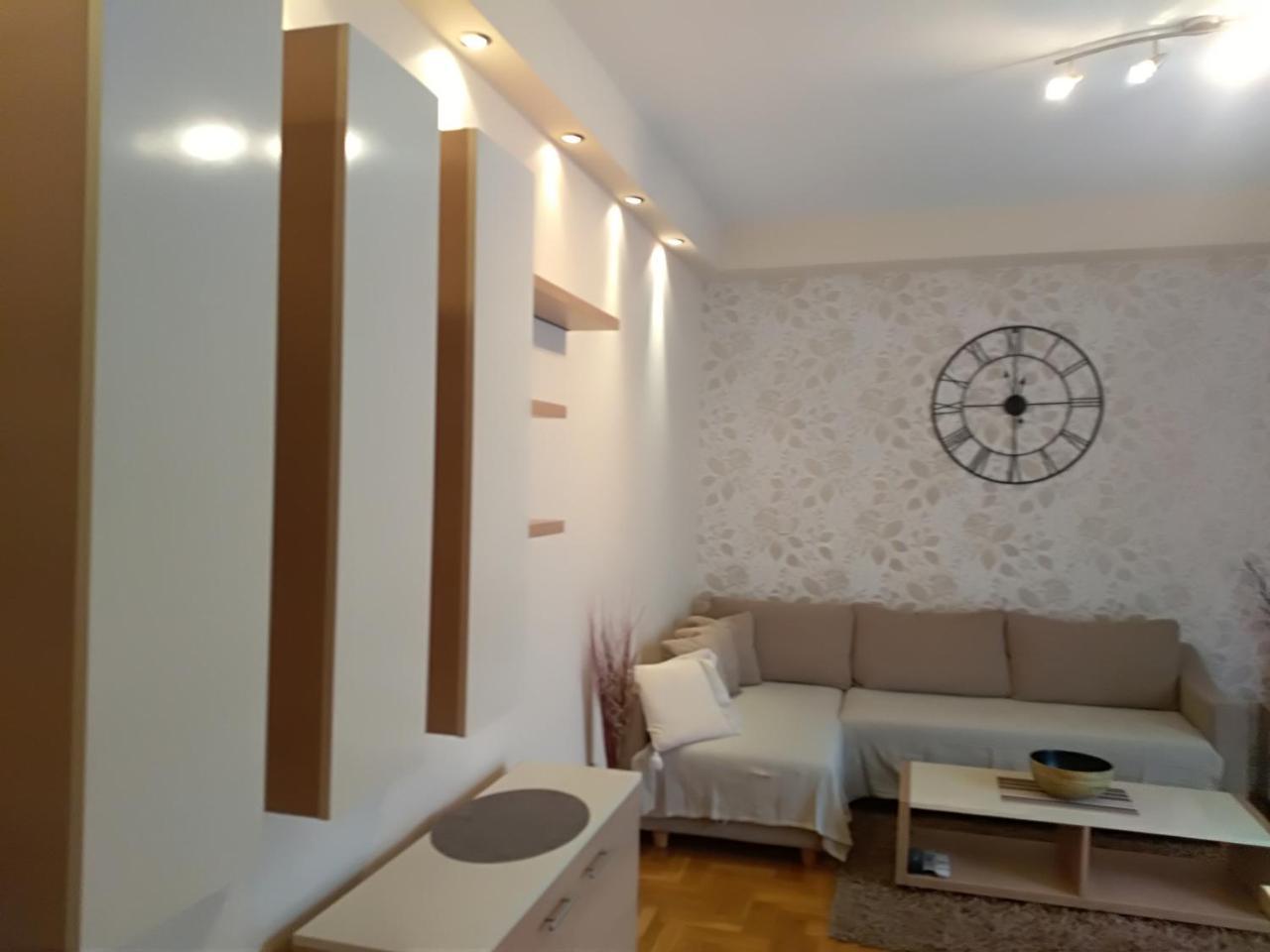 Apartman Nina Vojvode Stepe Vozdovac Voždivac Exterior foto